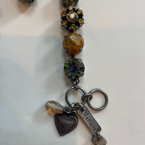 Mariana Jewelry Set - Picture 4 of 8